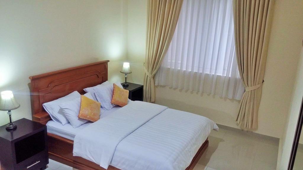 Villa Rumah Ibu Dago Бандунг Екстериор снимка