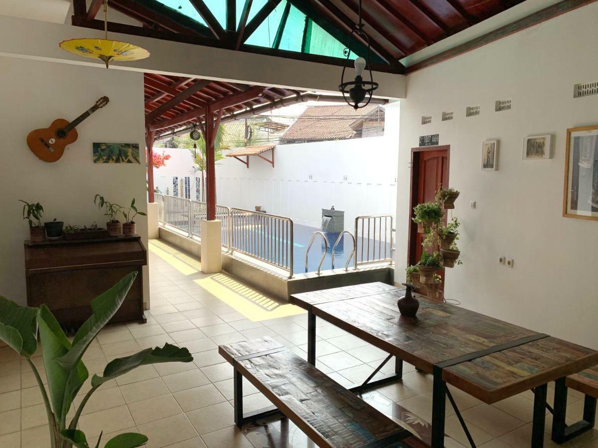 Villa Rumah Ibu Dago Бандунг Екстериор снимка